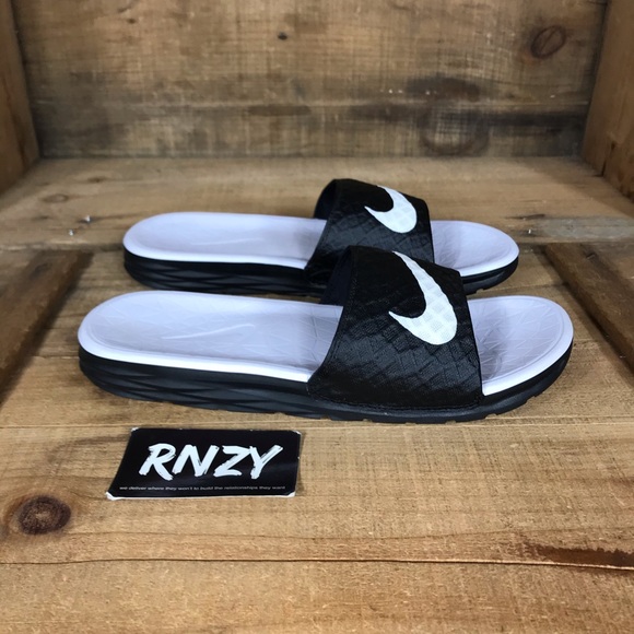 nike benassi soft slide